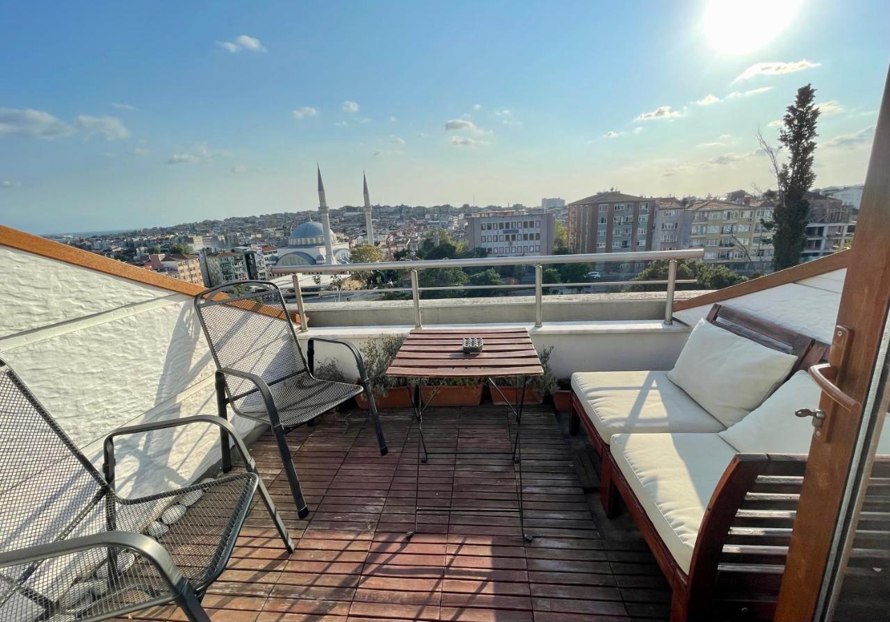 Daire Duplex Rooftop Loft In Center Kadikoy With Amazing Terraces